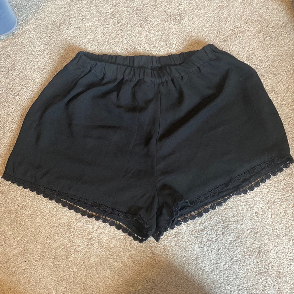 Brandy Melville shorts!